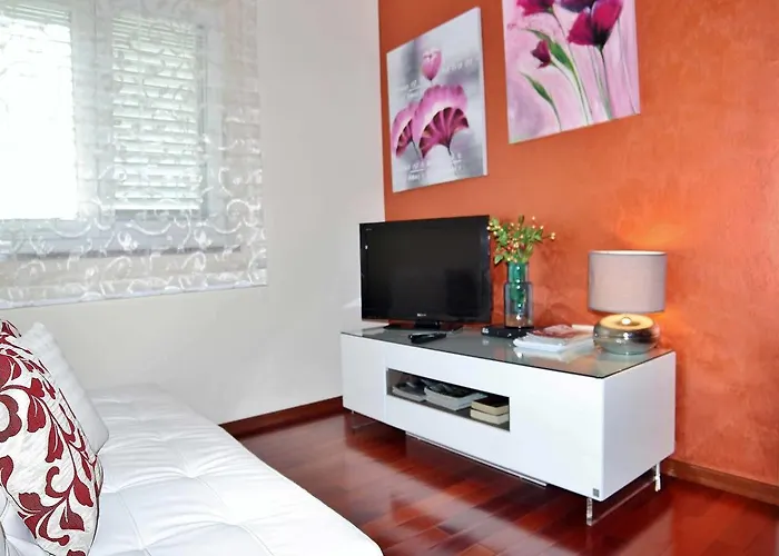 아파트 Gaga 로비니