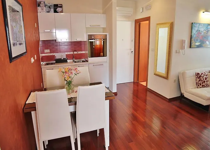 아파트 Gaga 로비니